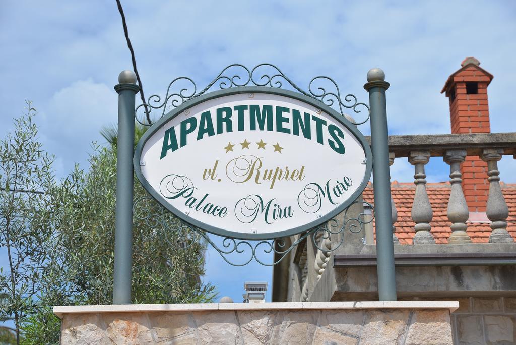 Apartments Palace Mira Mare Tivat Chambre photo